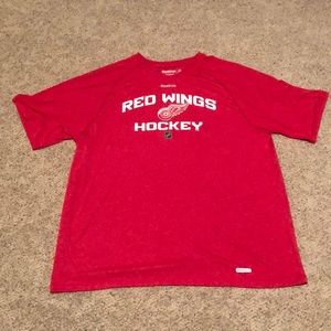 Reebok Detroit Red Wings Hockey shirt